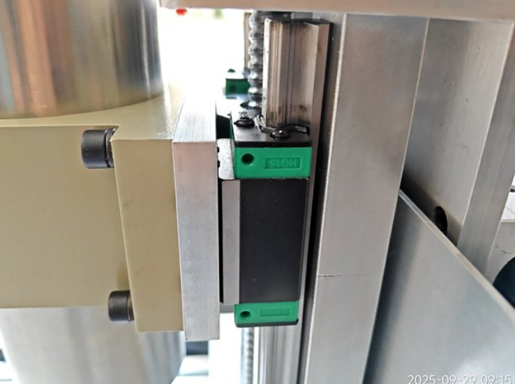 Фото Настольный фрезерный станок с ЧПУ DeskMill 4060 1500W